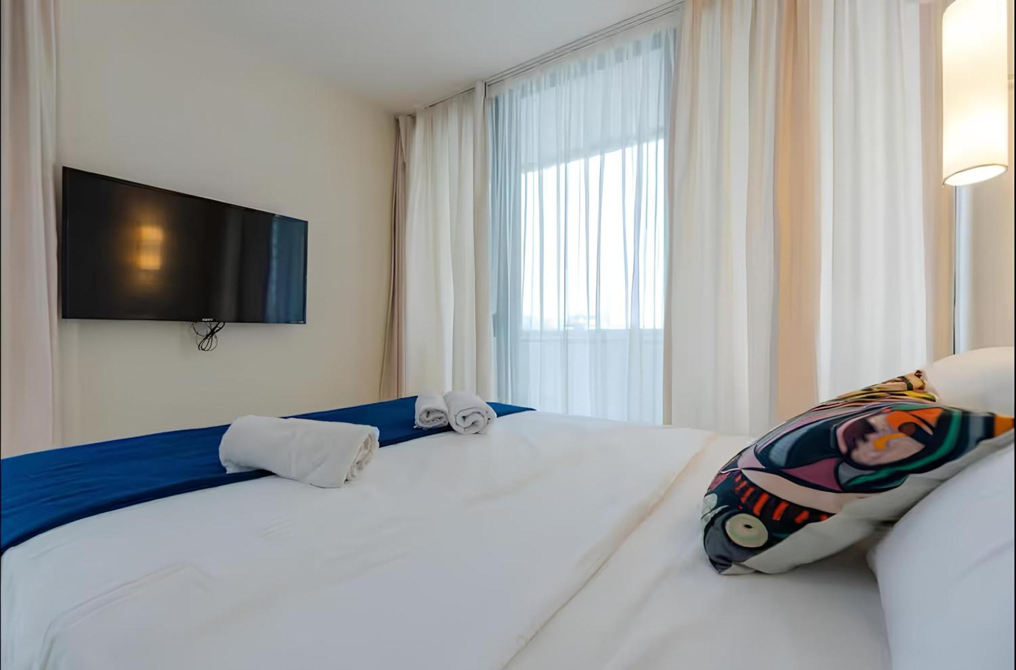 Orbi Luxury